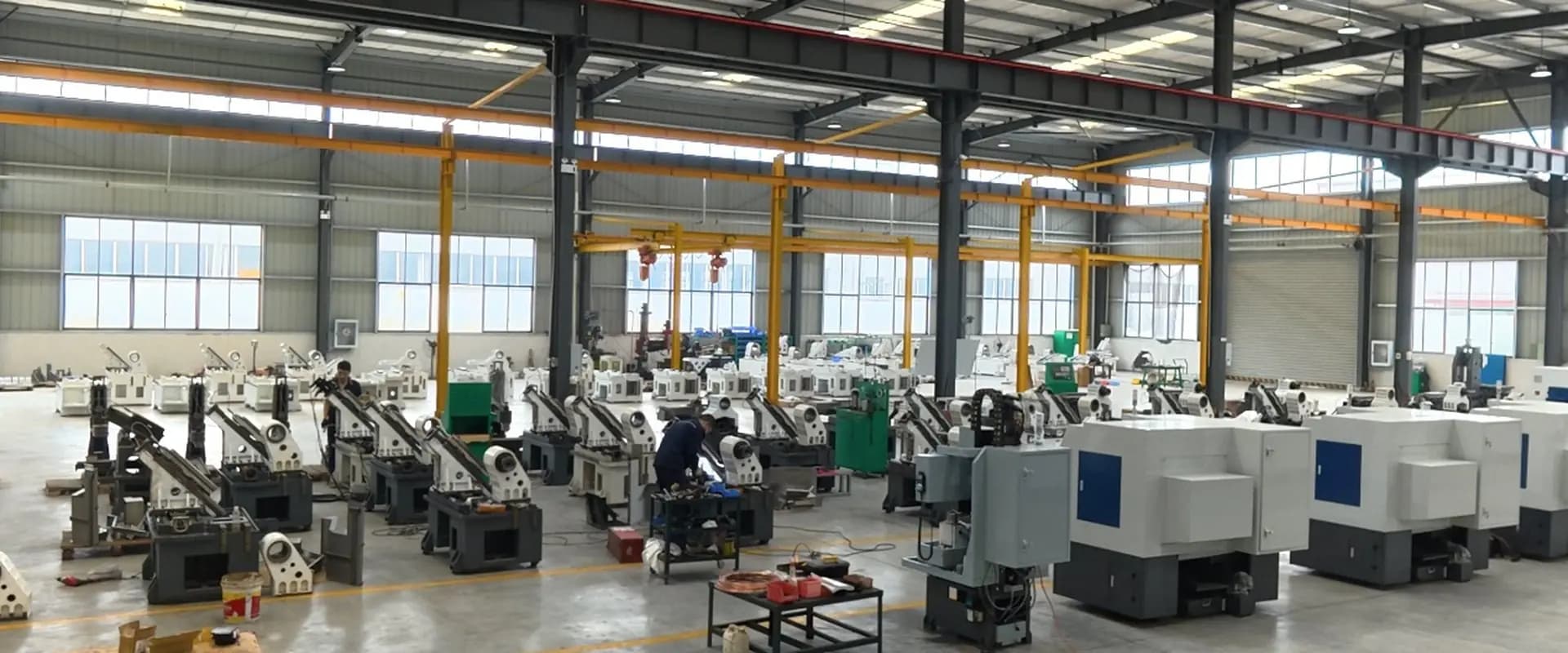 HERIDIK CNC machine workshop